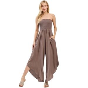 Macy & Taylor Grace‎ Smocked Top Jumpsuit in Cocoa Size Small NWT